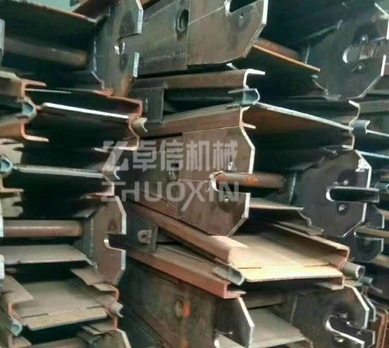 �ΰ�ݔ�͙C���