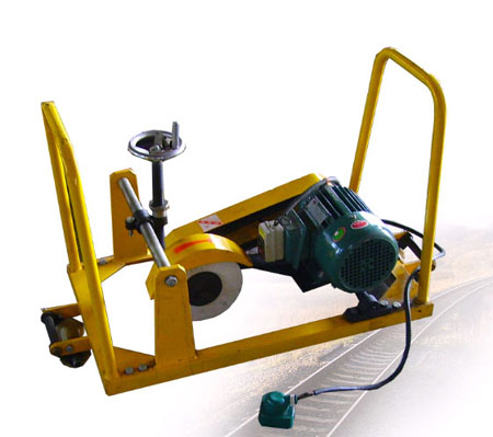 DGD-4���܉��ĥ�C